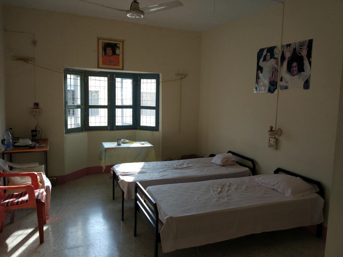 Комната в ашраме Шри Сатья Саи Бабы